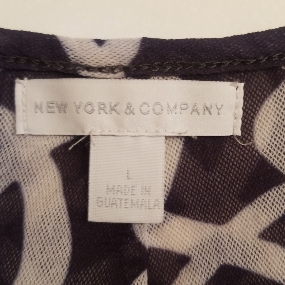 New York and Co top - Picture 2 of 2